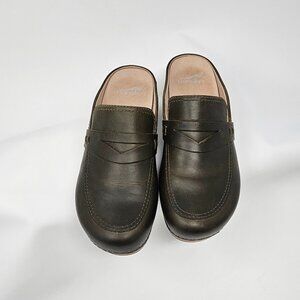 Dansko Bel Olive Leather Clogs/Mules, Size 8 US/38 EU